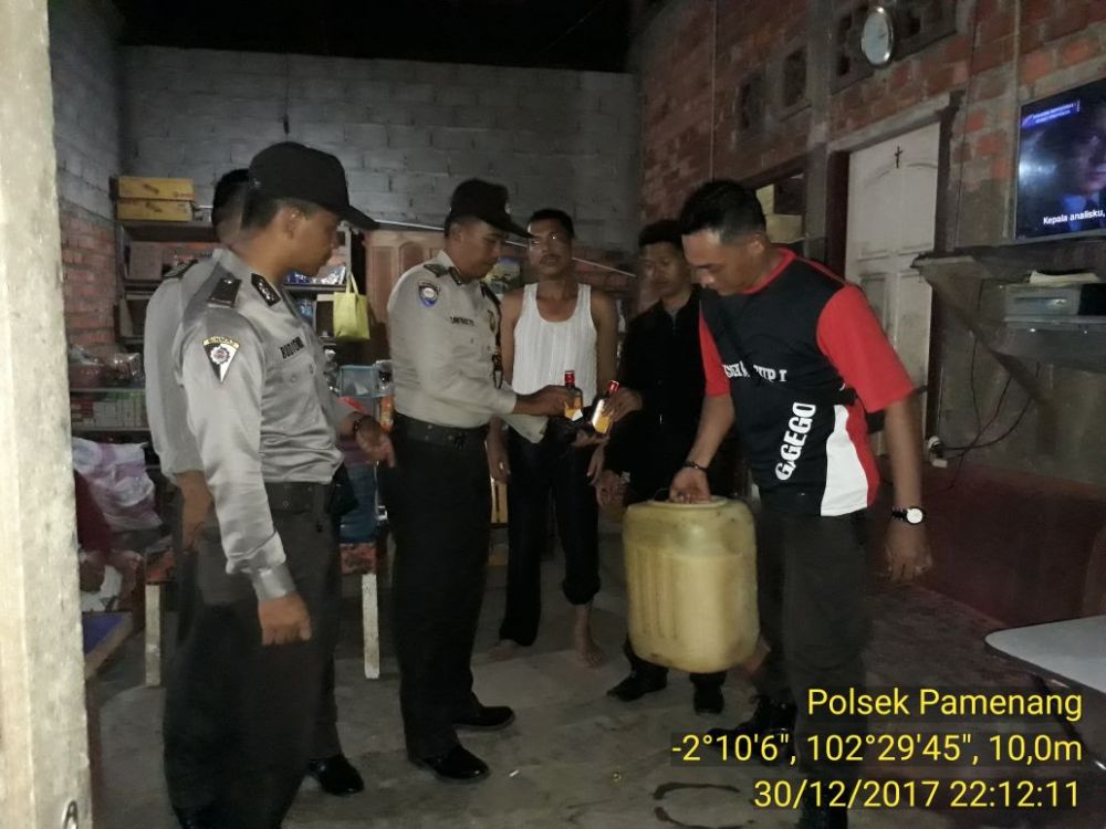 Sejumlah Warung Tuak Digeruduk Pol PP Merangin