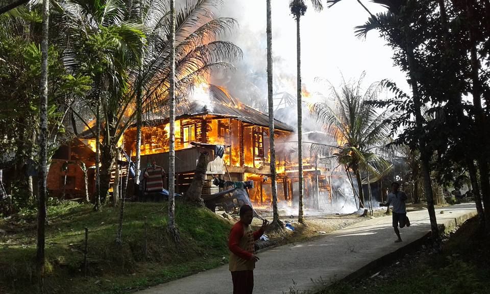 Dua Rumah Ludes Terbakar di Sarolangun