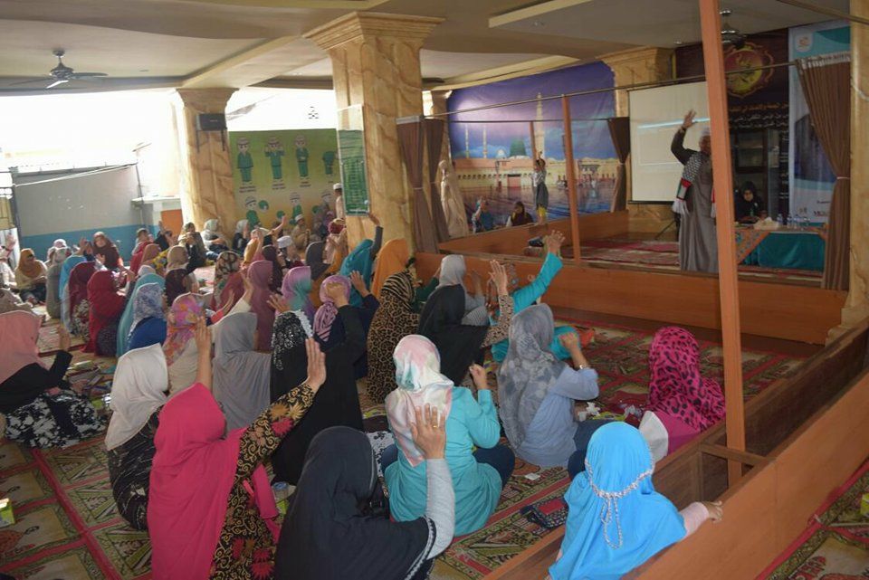 Diniyyah Al-Azhar Jambi Gelar Parenting, Hypnoparenting With Kang Zaehanan