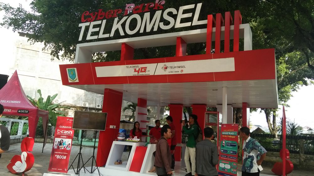 Tingkatkan Penetrasi Pengguna Digital, Telkomsel Resmikan Telkomsel Cyber Park