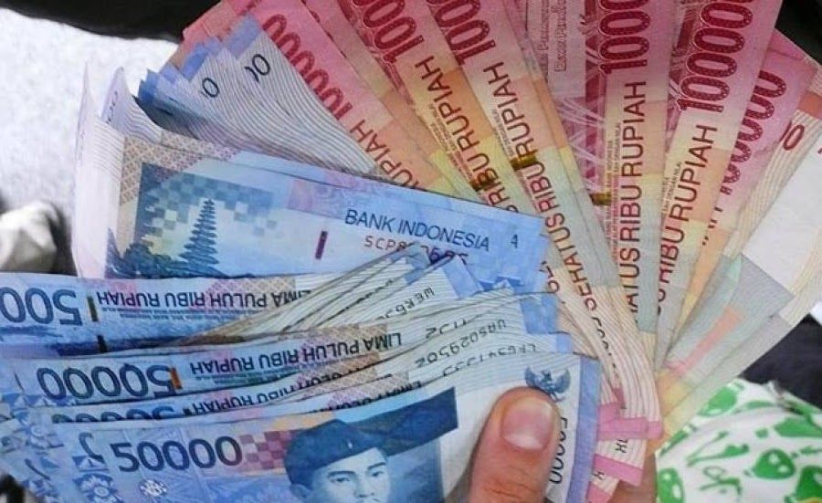 Rupiah Semakin Jatuh ke Zona Merah