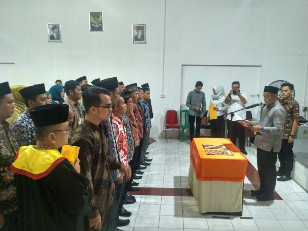 Gunakan Sistim Penilaian Silang, 33 Anggota PPK Pemilu di Kota Jambi Resmi Dilantik