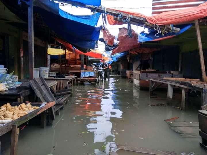 Pasar Atas Bungo Banjir