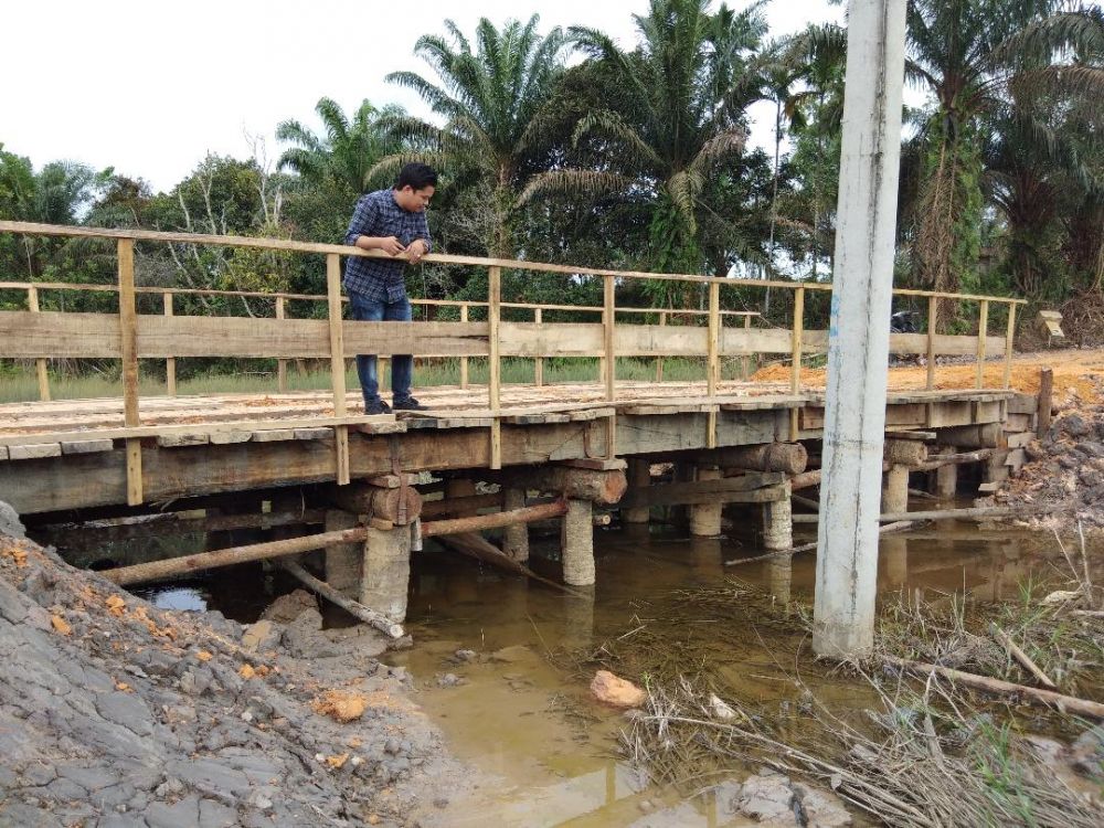 Warga Tanjabbar Minta Dua Jembatan Darurat