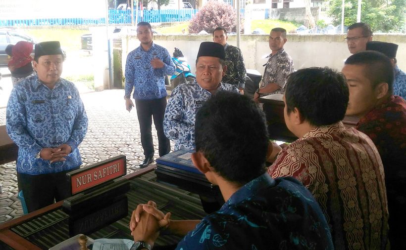 Peralatan dan Tenaga Teknis Kendala Perekaman e-KTP