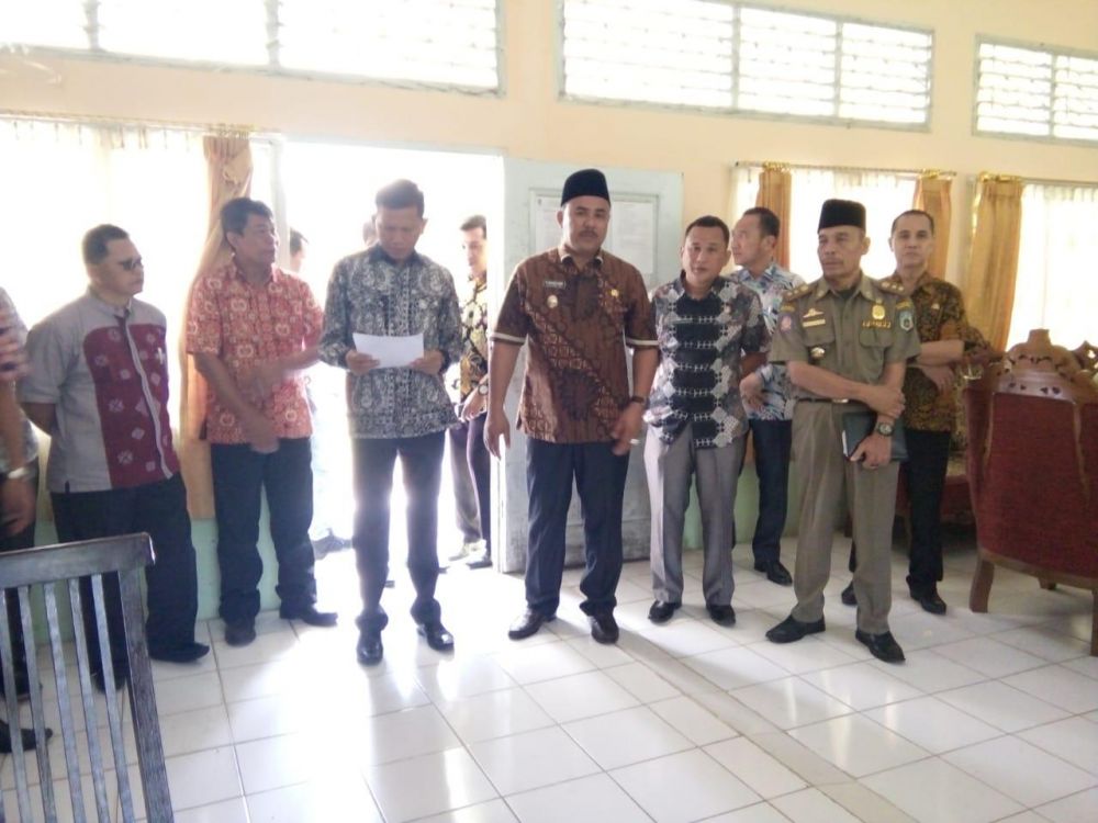 Wabup Sarolangun Temukan Pegawai Tambah Libur