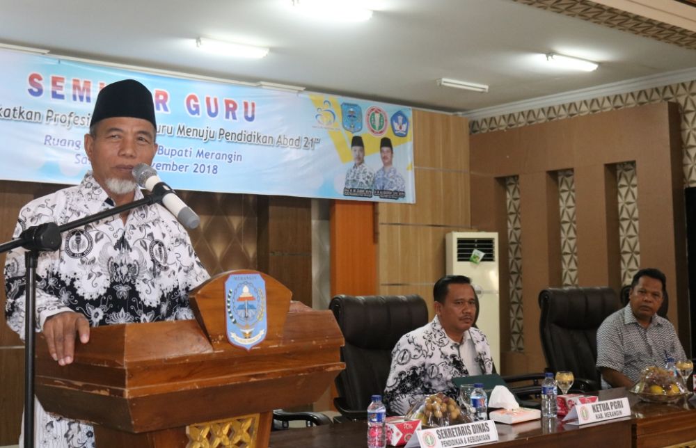 Wabup Buka Seminar Guru HUT PGRI ke-73