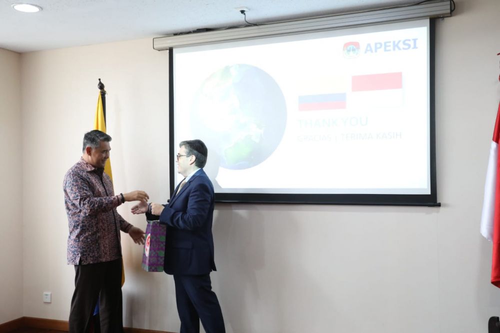 Jalin Kemitraan, Wali Kota Fasha Adakan Pertemuan dengan Wali Kota Kolombia