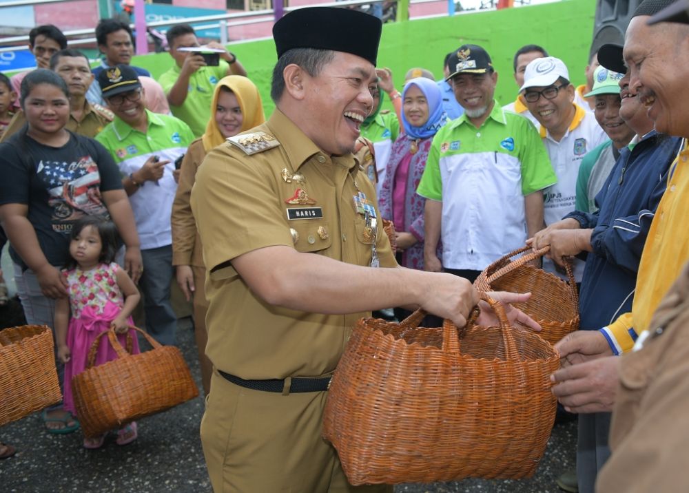 Bupati dan Wabup Launching Penggunaan Kantong Non Plastik