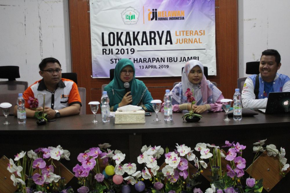Gelar Lokakarya Literasi Jurnal Relawan Jurnal Indonesia 