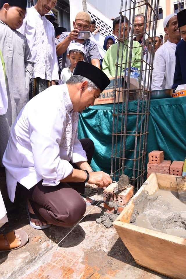 Wako Fasha Letakan Batu Pertama Pembangunan Masjid Ilham