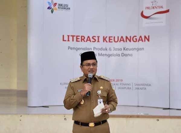 Wawako Jambi Maulana Buka Literasi Keuangan