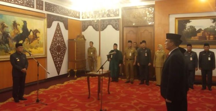 Ini Alasan Gubernur Jambi Turunkan Jabatan dan Bebastugaskan Lima Kepala OPD