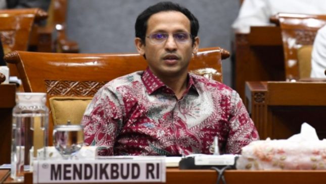 Tegas! Nadiem Makarim: Prestasi Siswa Tidak Mungkin Ditentukan dengan Pilihan Ganda