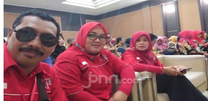 Nur Baitih Honorer K2, Sehari Diundang 3 TV, Didekati Politisi