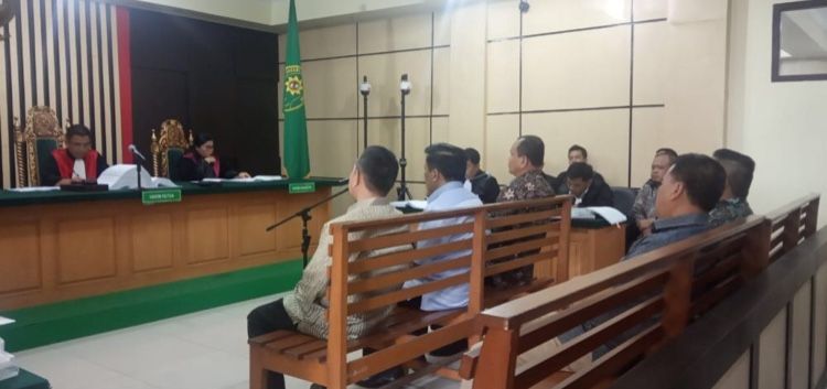 Tak Bisa Dihubungi, Paut Syakarin Tak Hadir di Sidang Uang Ketok Palu