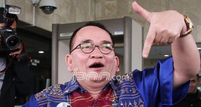 Ruhut Minta Anies Mengundurkan Diri Sebagai Gubernur DKI