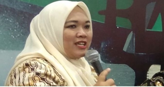 Bu Nur Yakin Seluruh Anggota DPR Setuju Honorer K2 jadi PNS