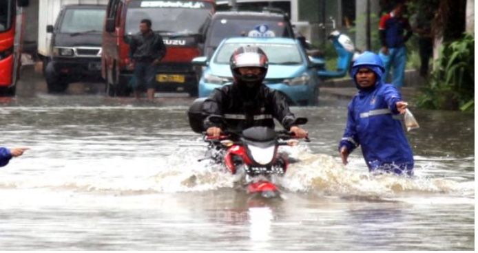 Tidak Ada Banjir, Orang Itu Juga Menghujat Anies Baswedan 