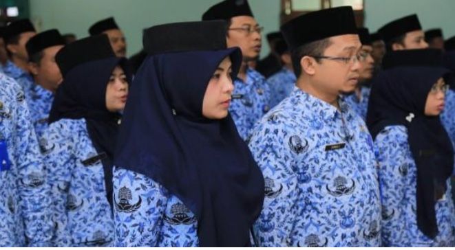 Sudah Saatnya Guru PNS di Sekolah Swasta Dikembalikan ke Negeri