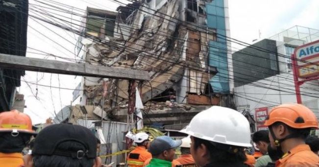 Dua Anak Buah Anies Baswedan Bakal Digarap Polisi Terkait Gedung Roboh di Slipi