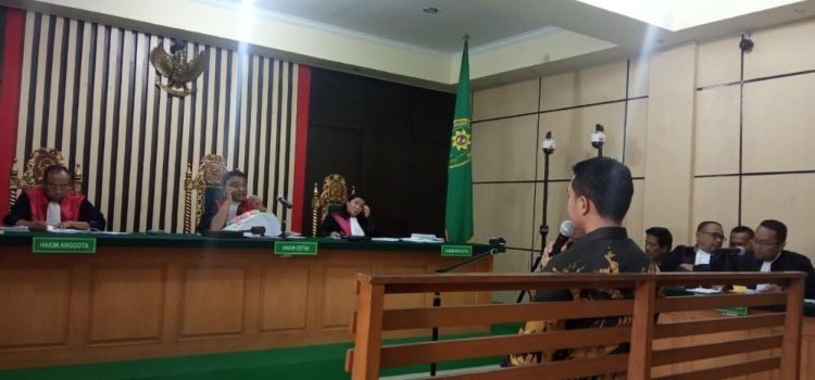 Sidang Uang Ketok Palu, Zola: Uang itu Dari Kontraktor