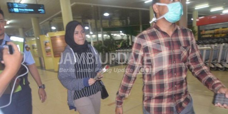 Seorang Warga Jambi Yang Sempat Dikarantina di Natuna Tiba di Bandara STS Jambi