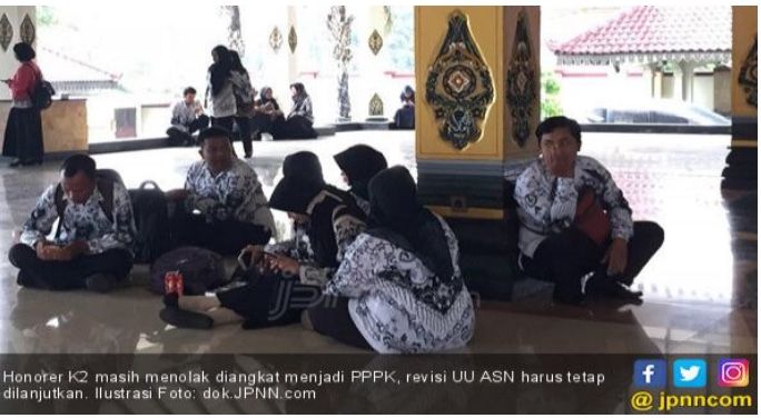 Sabar ya Honorer, Revisi UU ASN Baru Diparipurnakan DPR Setelah Reses