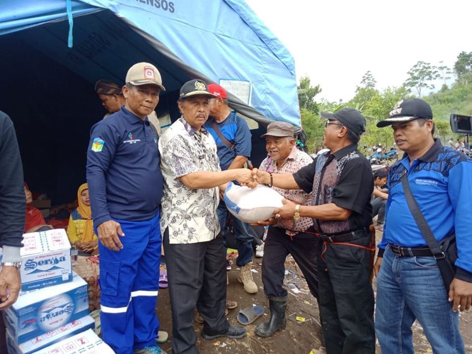 Pemkot Serahkan Bantuan Korban Hilang