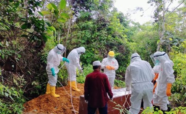 Pasien PDP Meninggal, Sempat ditolak Warga Desa Akhirnya dimakamkan di Bukit Baling