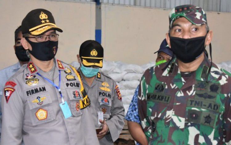 Jelang Lebaran, Danrem dan Kapolda Jambi Sidak Stok Sembako