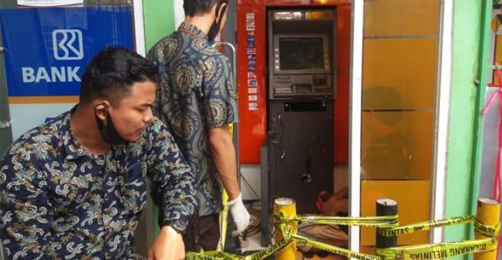 Mesin ATM di Bungo Dibobol Maling