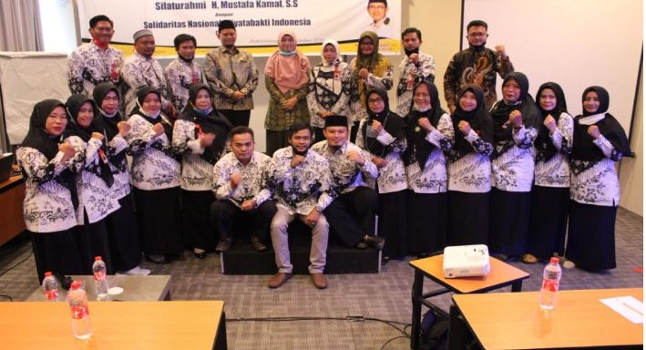 Bu Susi Tegas, Minta Honorer Diangkat jadi PNS, Bukan PPPK 