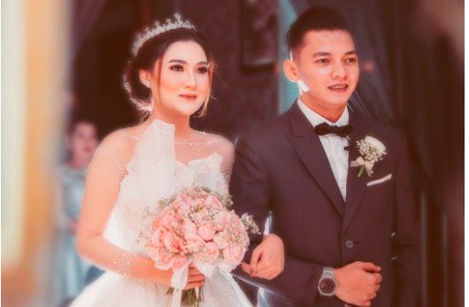 Intip Potret Pernikahan Nella Kharisma dan Dory Harsa