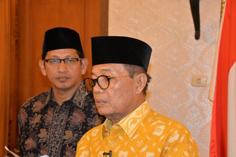 Gubernur Jambi Beri Dukungan Untuk Kesembuhan Wali Kota Jambi