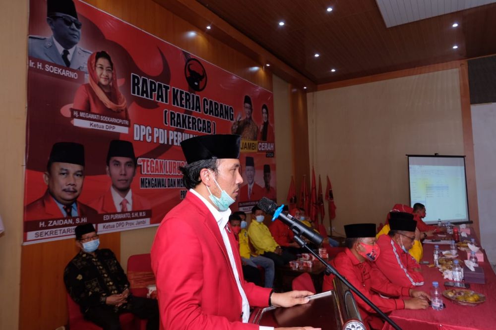 Gembleng Kader Merangin, Edi: PDIP Harus Ukir Sejarah Menangkan CE-Ratu Untuk Jambi Cerah