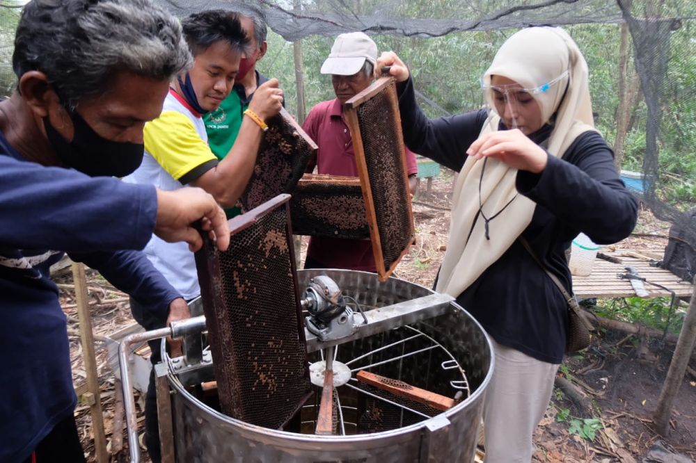 Ratu Dorong Madu Asal Jambi Punya Brand Sendiri