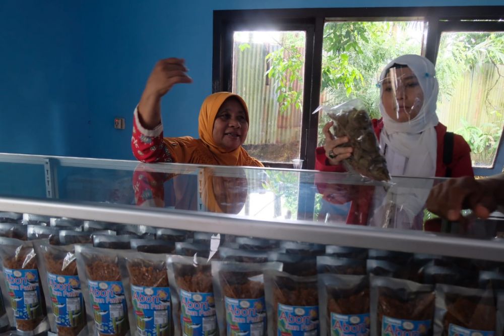 Tidak Hanya Temui Petani, Ratu Juga Datangi Hilirisasi Produk Ikan