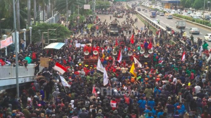 Aneh, Mahasiswa Dilarang Demo, Tetapi Kampus Disuruh Sosialisasi UU Omnibus Law 