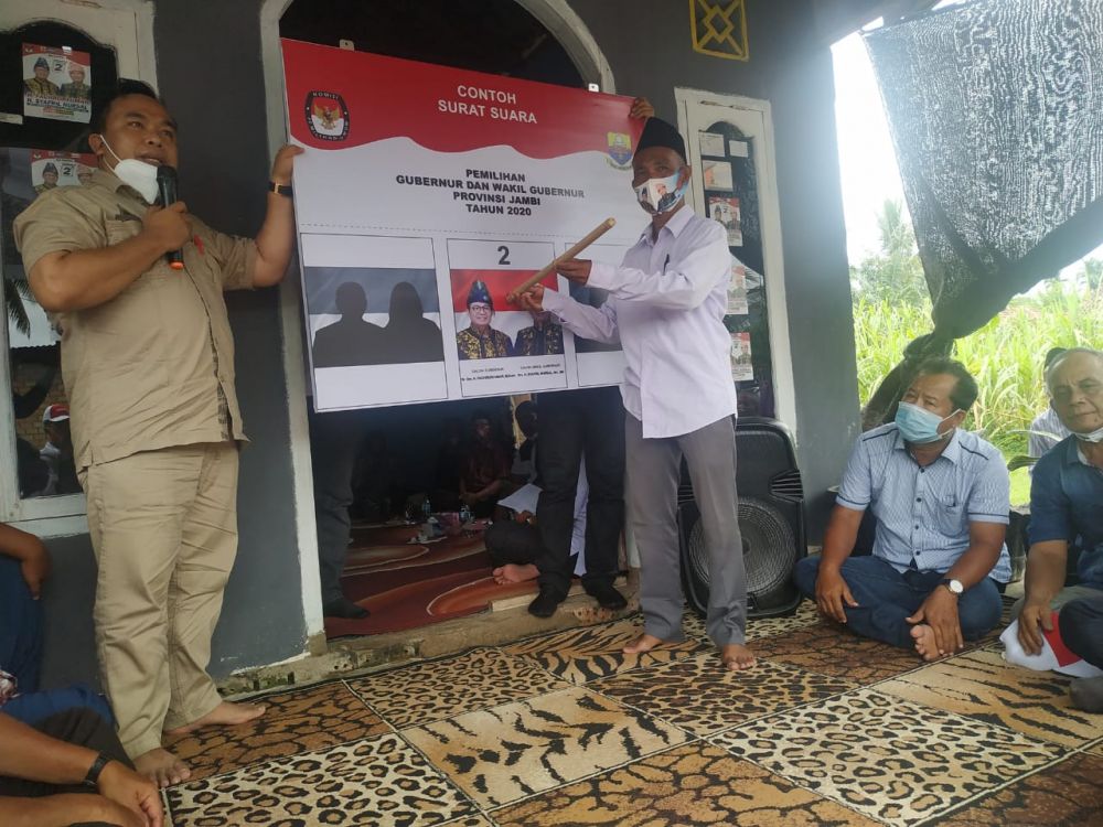 Warga Desa Aro Berduyun-duyun Coblos Fachrori-Syafril