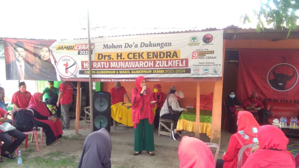 Ratu Kunjungi Emak-emak Kenali Besar