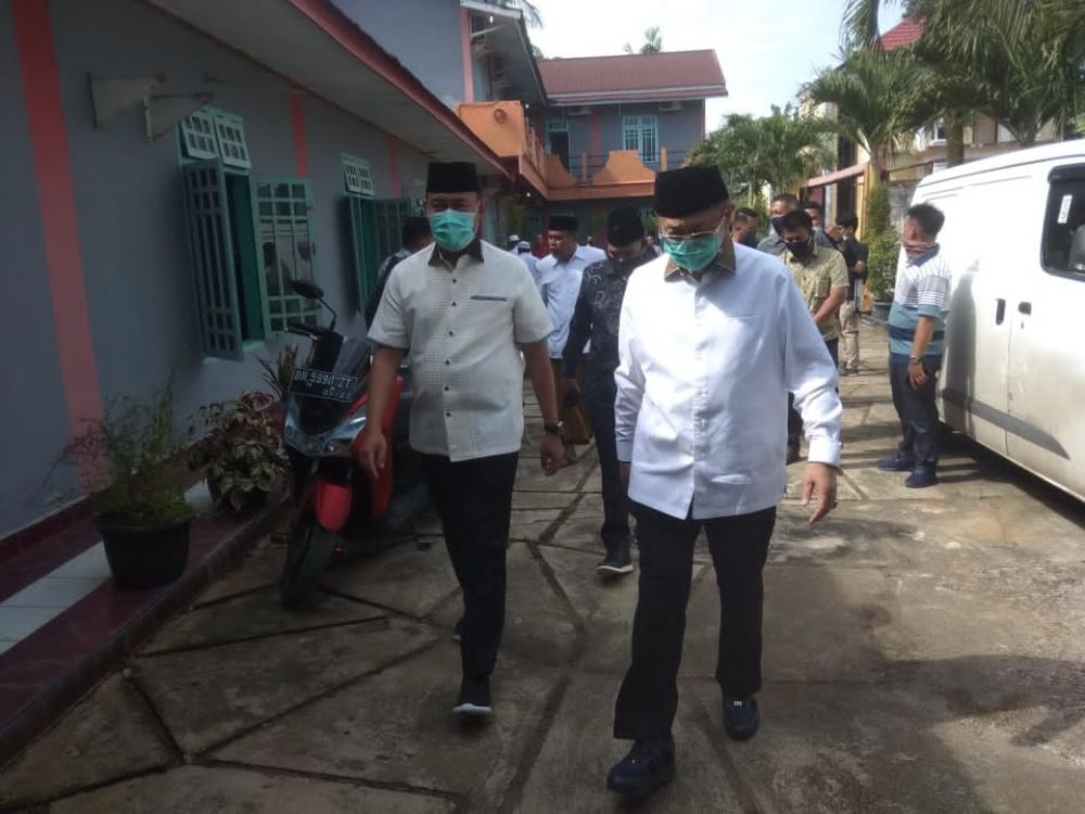 Di Dampingi Sukandar, CE Hadiri Halaqoh Pimpinan Ponpes Kabupaten Tebo