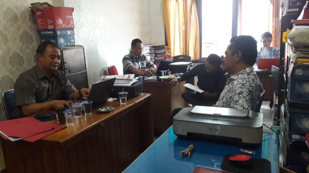 Ditetapkan Tersangka, Kades Koto Dua Baru Kerinci Radius P Ditahan Polisi