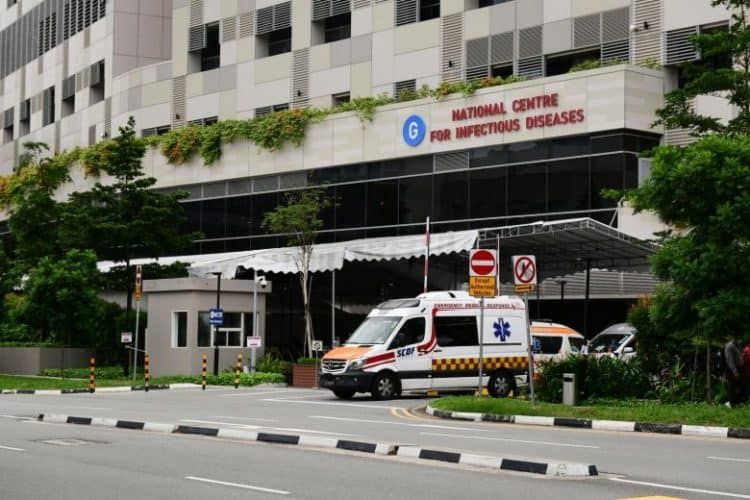 Kondisi Batuk dan Sesak, 4 Pasien Covid-19 di Singapura Tetap Bekerja