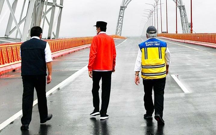 Jokowi: dari 12 Jam Jadi 3 Jam