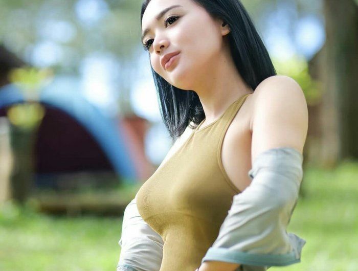 Joget Sensual Ala Wika Salim, Netizen: Keteknya Lebih Mulus dari Kehidupan Gue