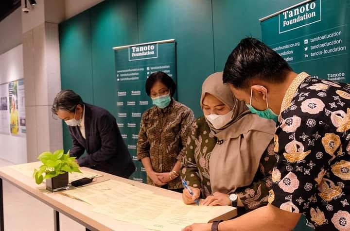 Tingkatkan Kualitas Pendidikan, Bupati Masnah Teken MoU dengan Tanoto Foundation