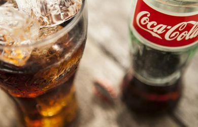 Ternyata Minuman Coca-Cola Awalnya Dibuat untuk Obat Penyakit Syaraf Loh