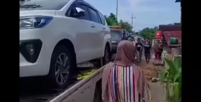 Harga Tanah Hanya Rp600 Ribu Semeter, Geger Warga Tuban Borong 176 Mobil