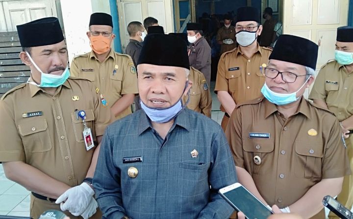 Jelang Pilkades, Bupati Adirozal Ajak Masyarakat Ciptakan Suasana Tenang dan Damai